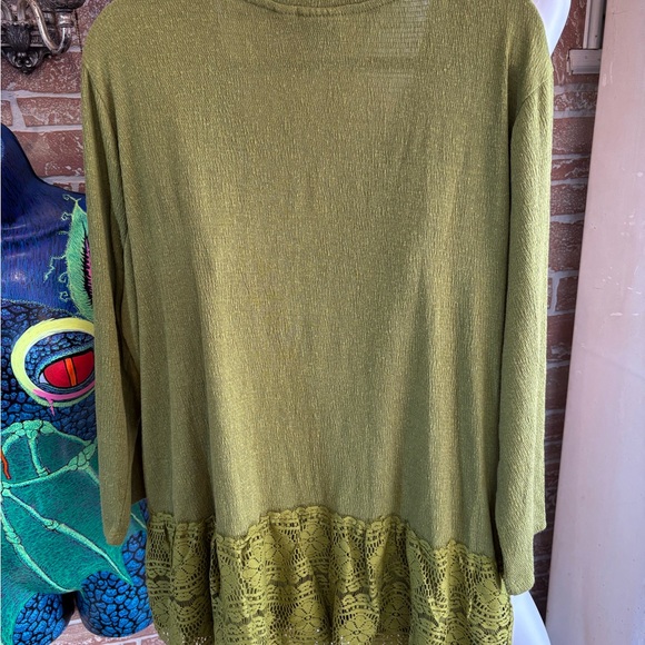 Logo Linens 3/4 Sleeve Cardigan With Crochet Lace - Picture 3 of 13